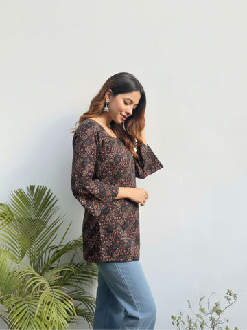 Black & Rust Floral Tunic – Square Neck, 3/4 sleeve