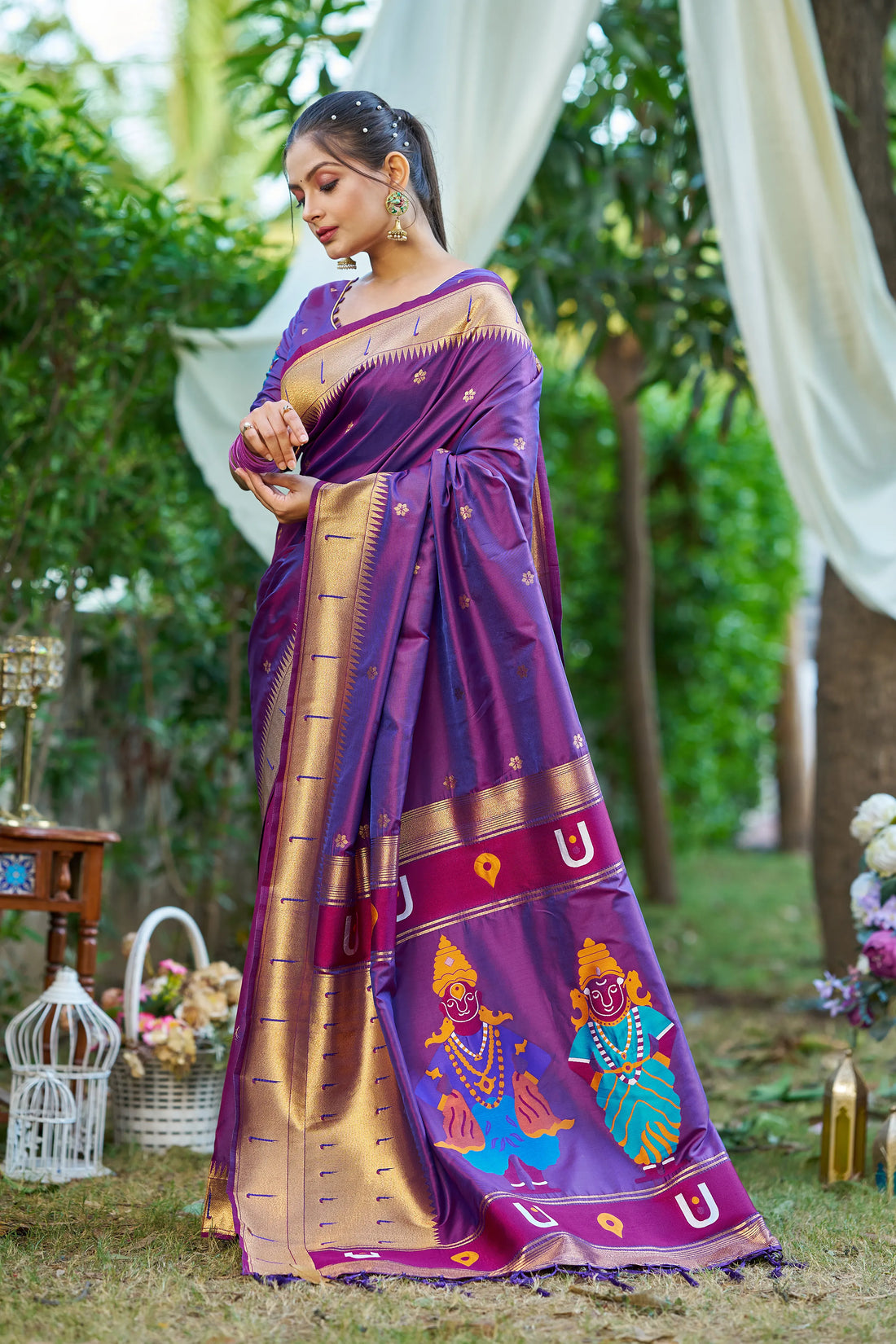 Embrocation Purple Paithani Silk Saree With Admirable Blouse Piece