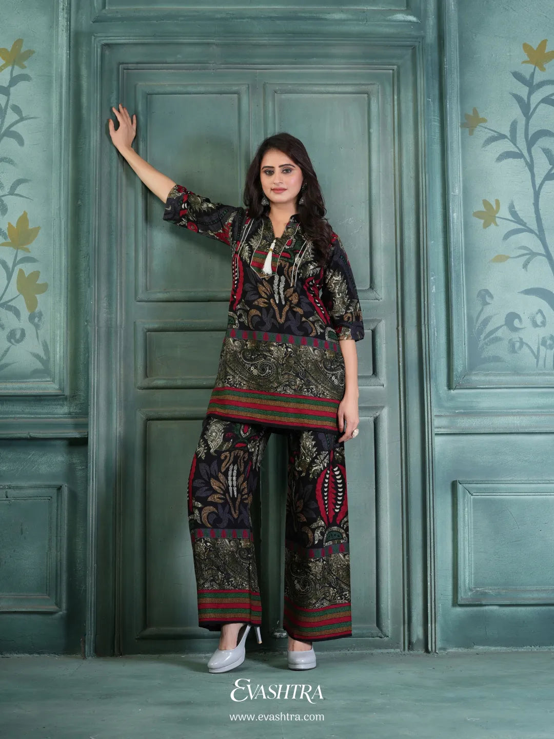 Black Rayon floral & paisley-inspired Printed Co-ord Set