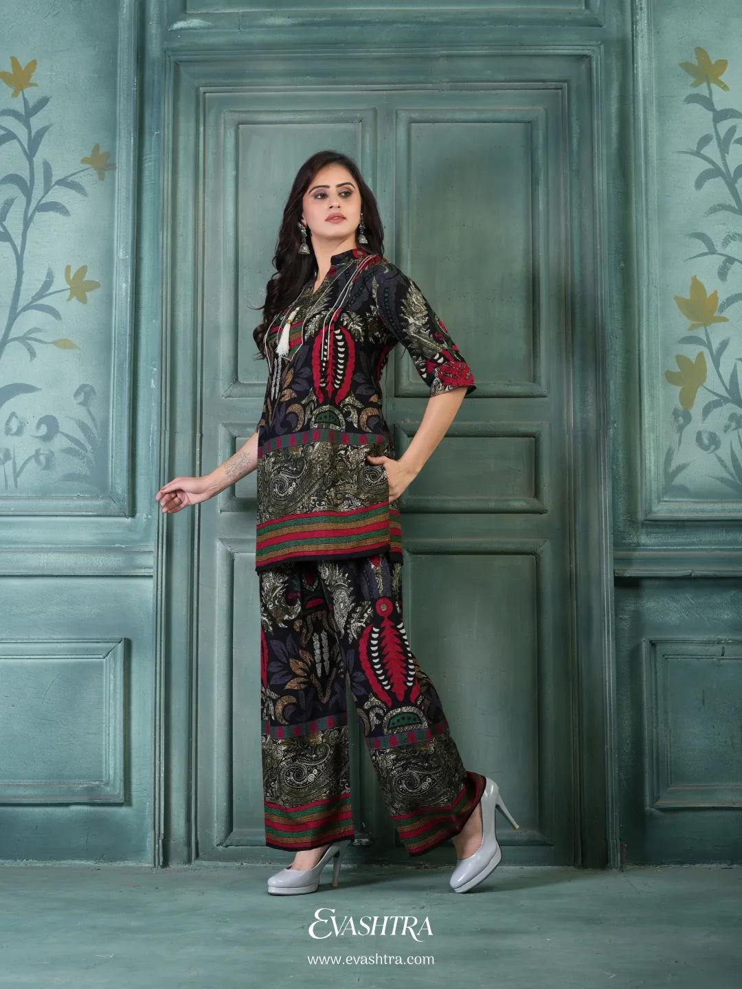 Black Rayon floral & paisley-inspired Printed Co-ord Set