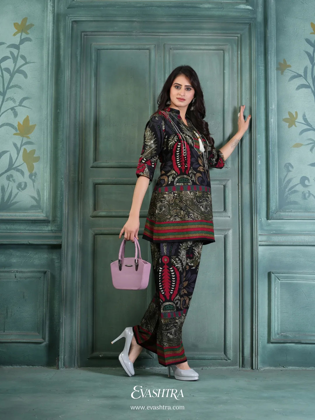 Black Rayon floral & paisley-inspired Printed Co-ord Set