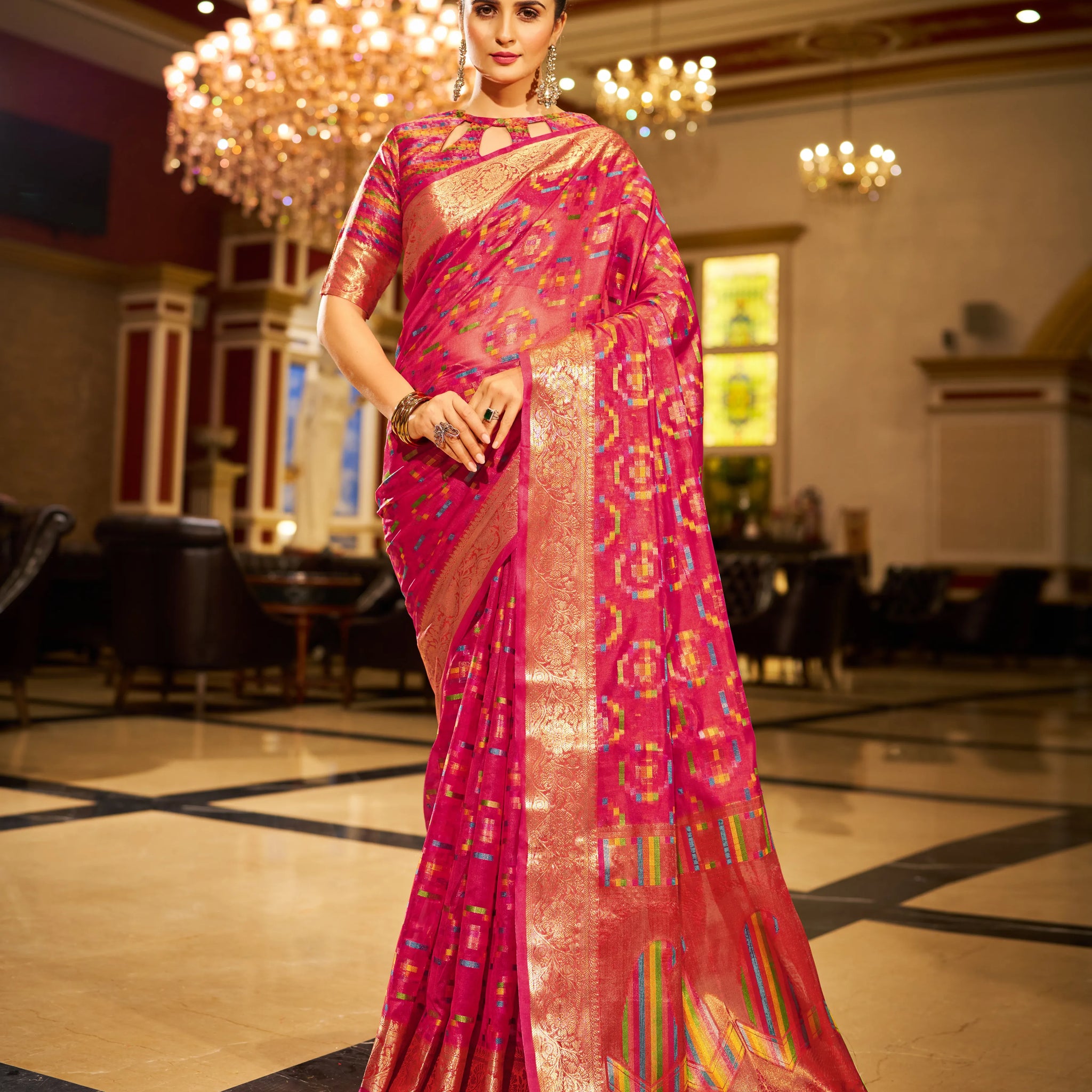 Hypnotic Dark Pink Organza Silk Saree With Demesne Blouse Piece