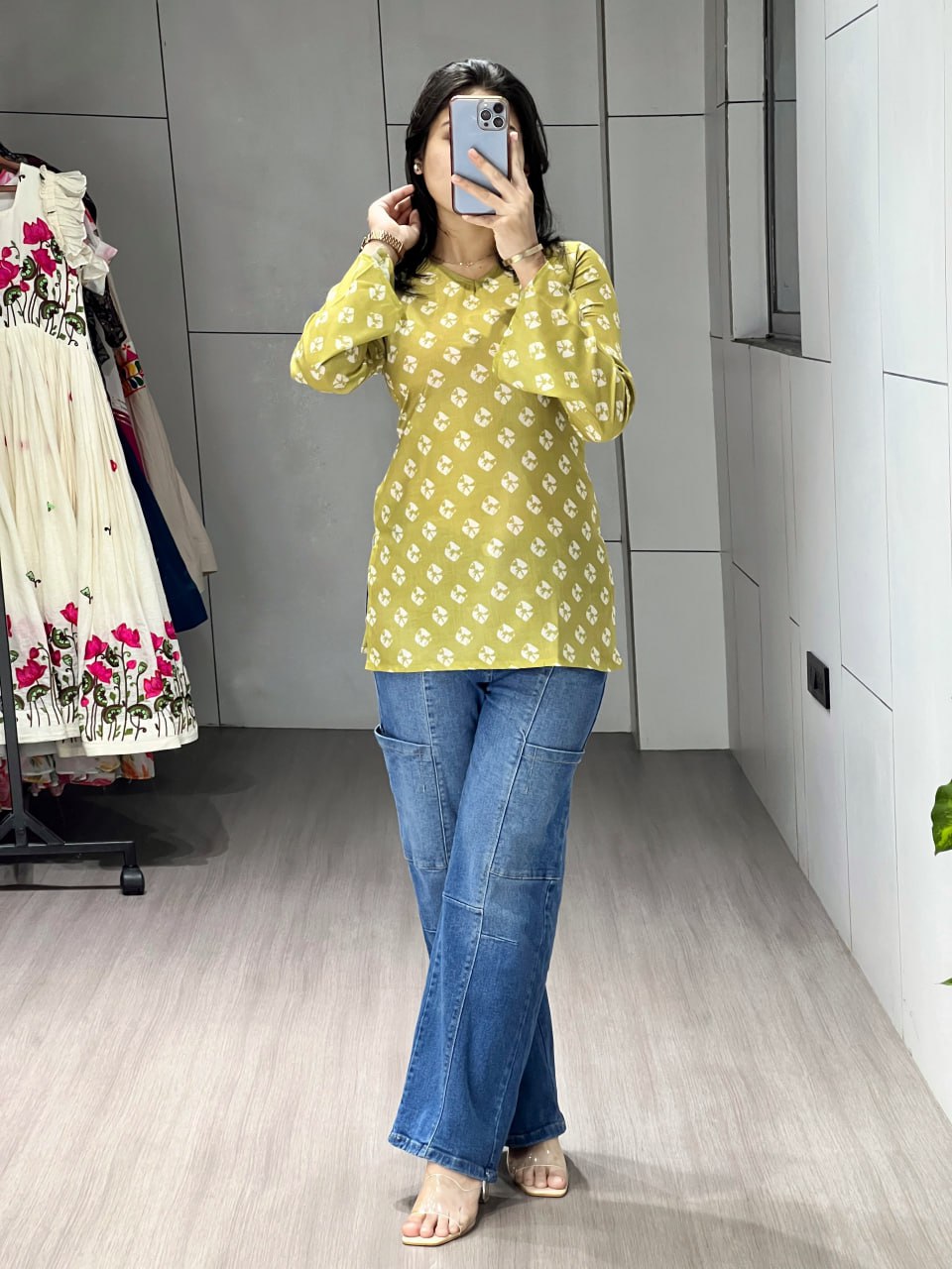 Parrot Floral Sleeved Kurtis